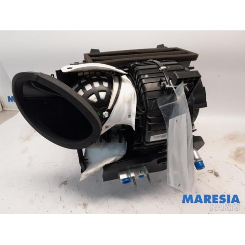 Citroen - C4 - Heater housing