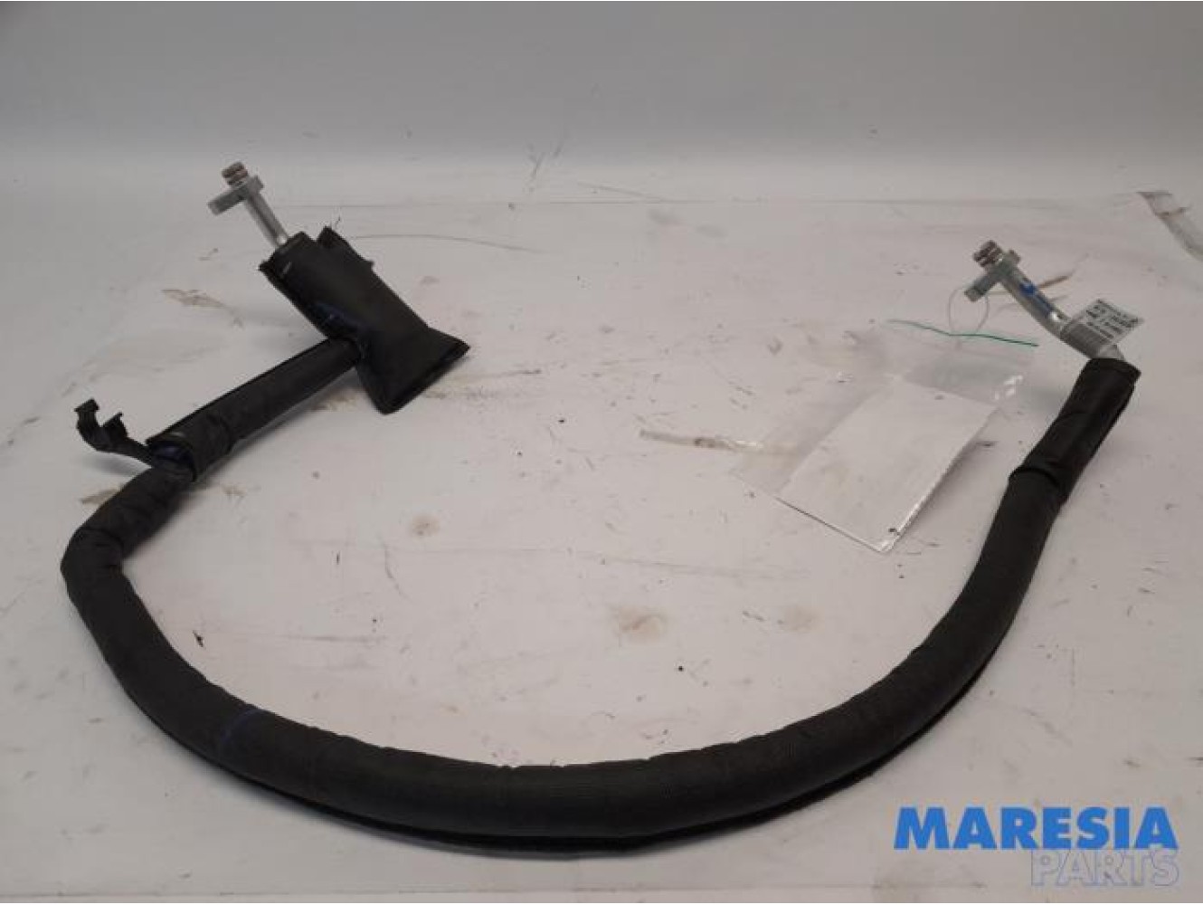 Citroen - C4 - Air conditioning line