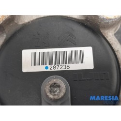 Citroen - C4 - Fusee links-achter