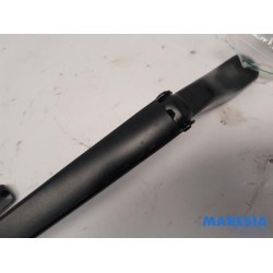 Citroen - C4 - Front wiper arm