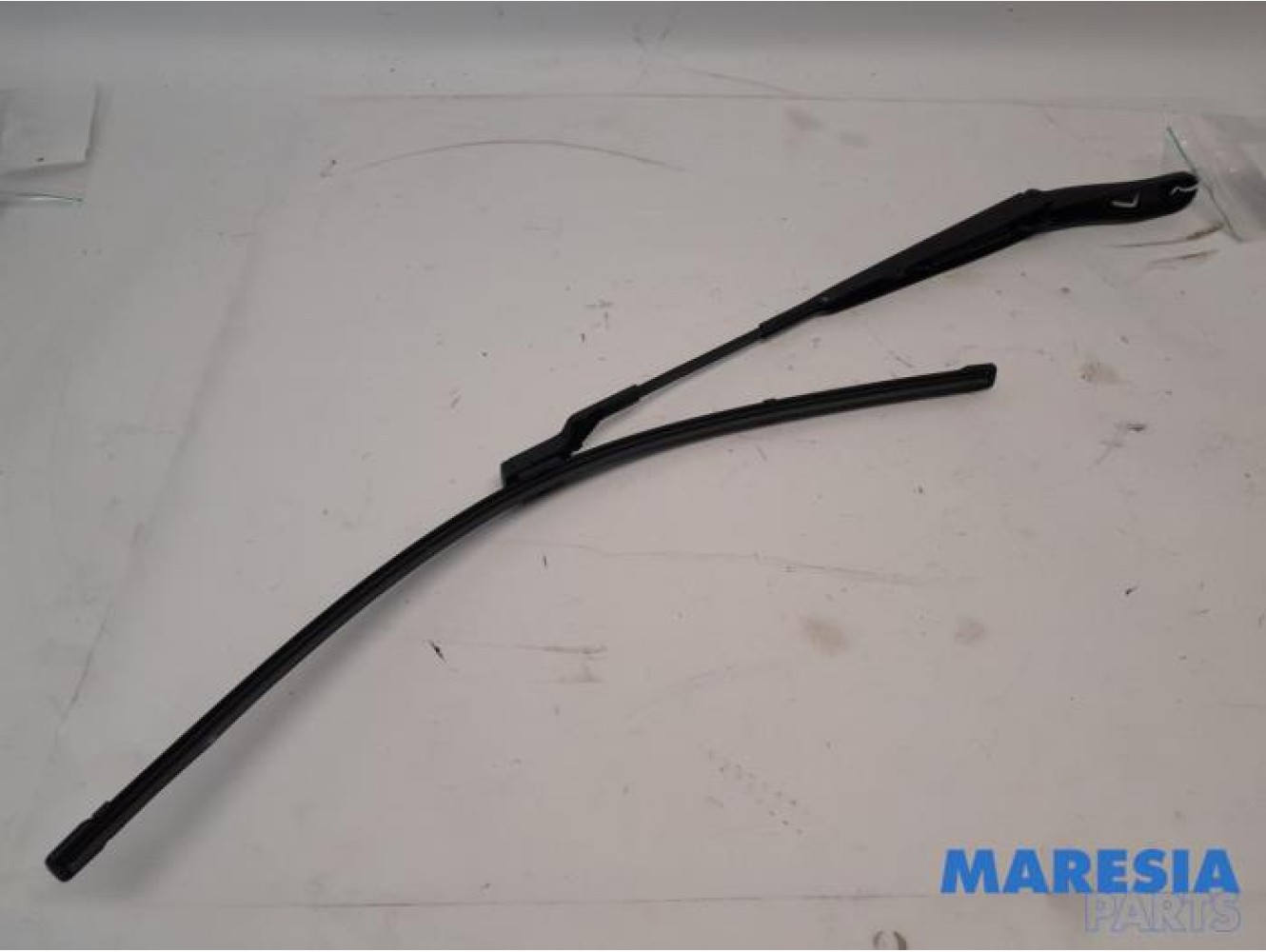 Citroen - C4 - Front wiper arm
