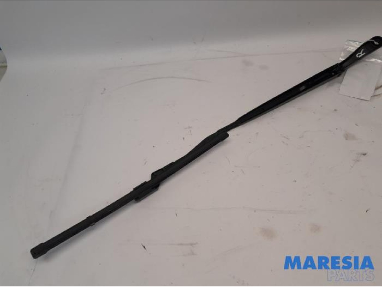 Citroen - C4 - Front wiper arm