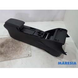 Citroen - C4 - Middle console