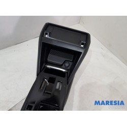 Citroen - C4 - Middle console