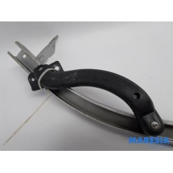Renault - Trafic - Sliding door rail, right