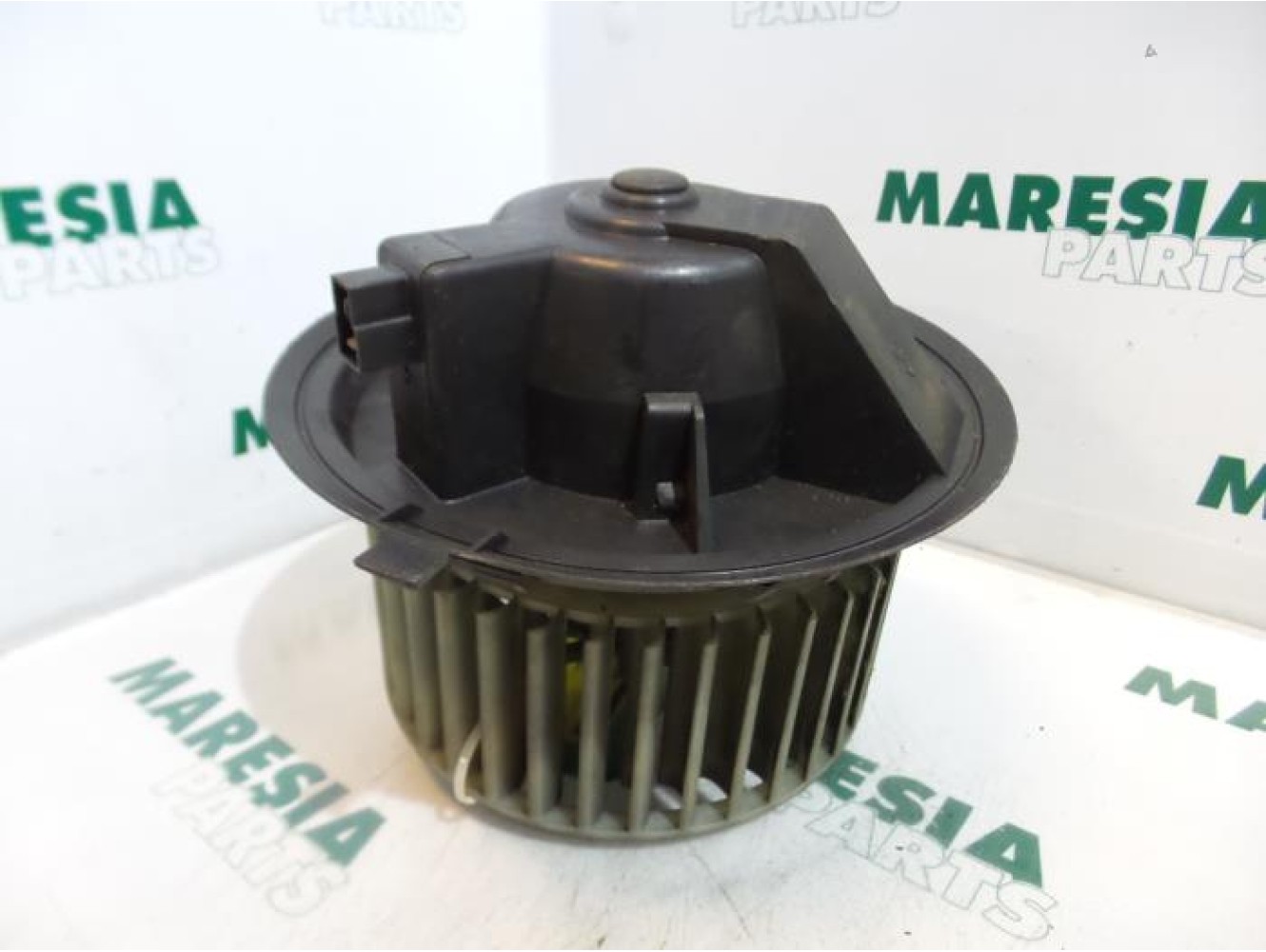 Fiat - Brava - Heating and ventilation fan motor