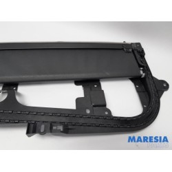 Peugeot - 3008 - Sliding headliner mechanism