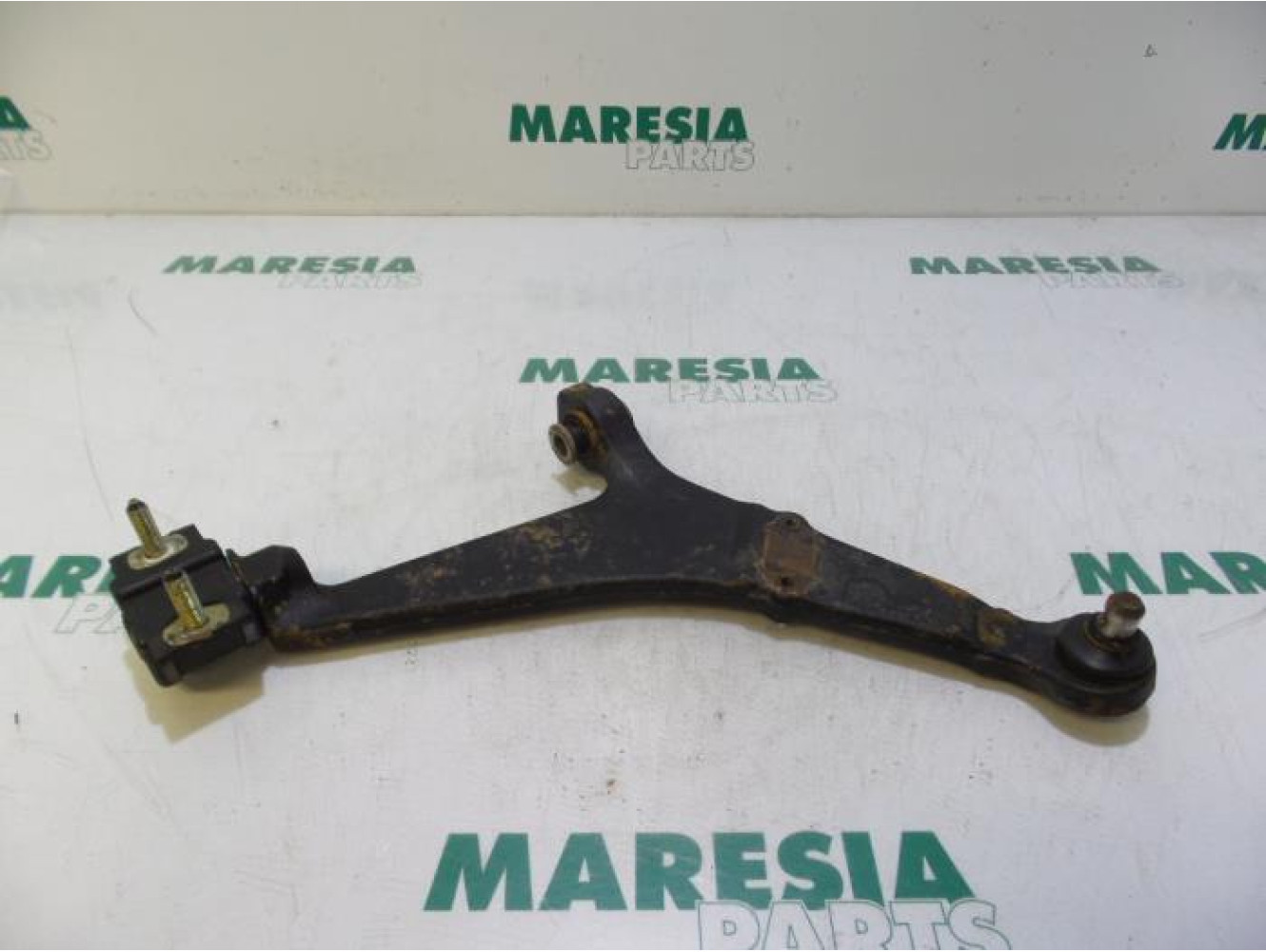Peugeot - 106 - Front lower wishbone, right