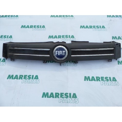 Fiat - Panda - Grill