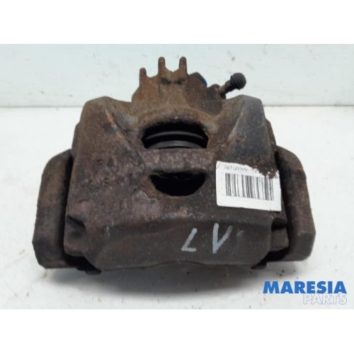 Peugeot - 3008 - Front brake calliper, left