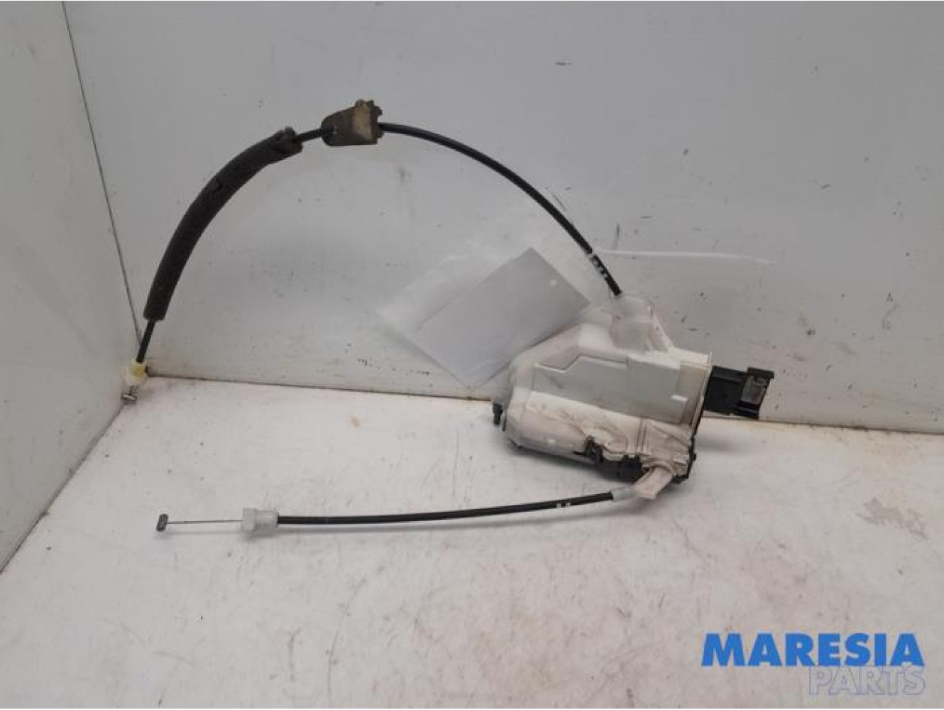 Peugeot - 3008 - Front door lock mechanism 4-door, right