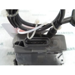Renault - Laguna - Rear door mechanism 4-door, right