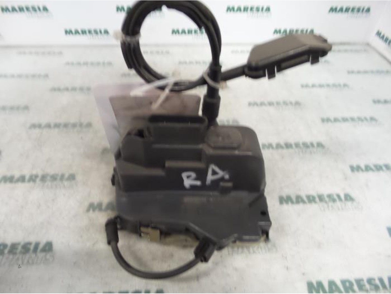 Renault - Laguna - Rear door mechanism 4-door, right