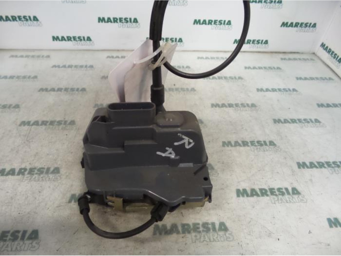 Renault - Laguna - Rear door mechanism 4-door, right