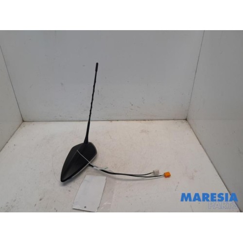 Citroen - C4 - Antenne