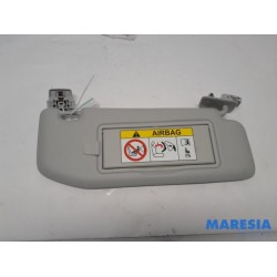 Citroen - C4 - Zonneklep