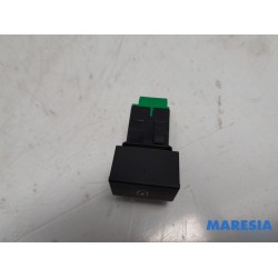 Citroen - C4 - Central locking switch