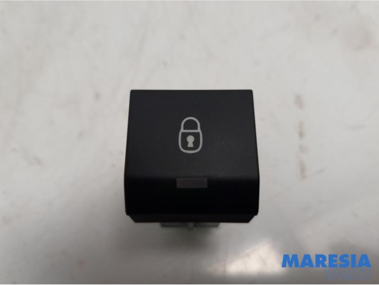 Citroen - C4 - Central locking switch