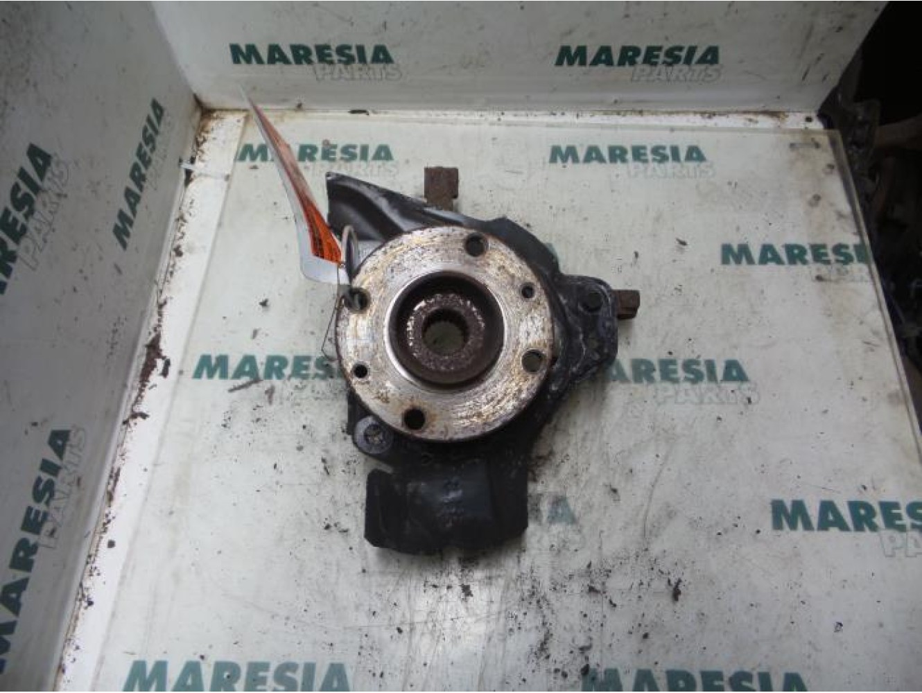 Fiat - Punto - Fusee links-voor