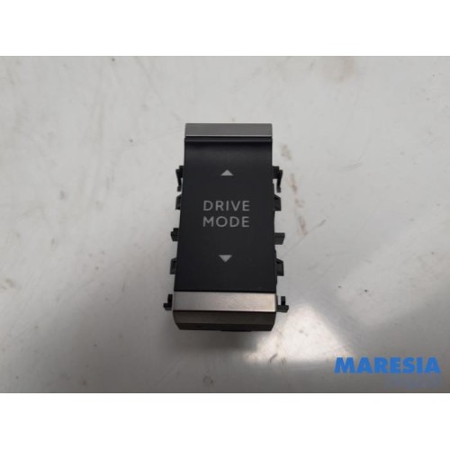 Citroen - C4 - Switch