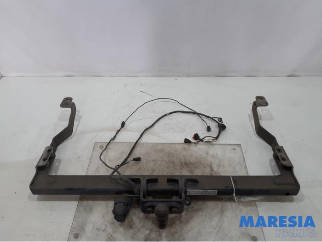 Renault - Trafic - Towbar