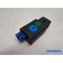 Citroen - C4 - Prise USB