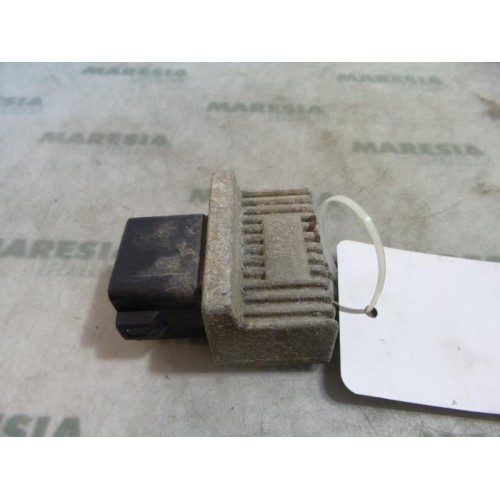 Renault - Espace - Glow plug relay