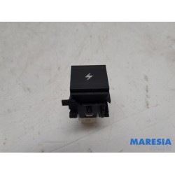 Citroen - C4 - Switch