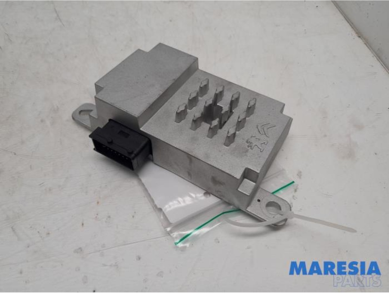 Citroen - C4 - Amplificateur radio