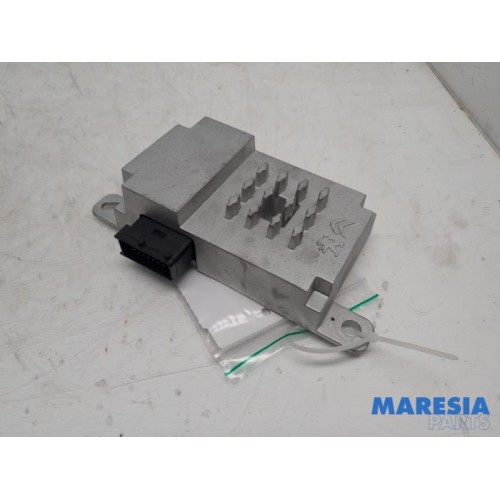Citroen - C4 - Radio amplifier