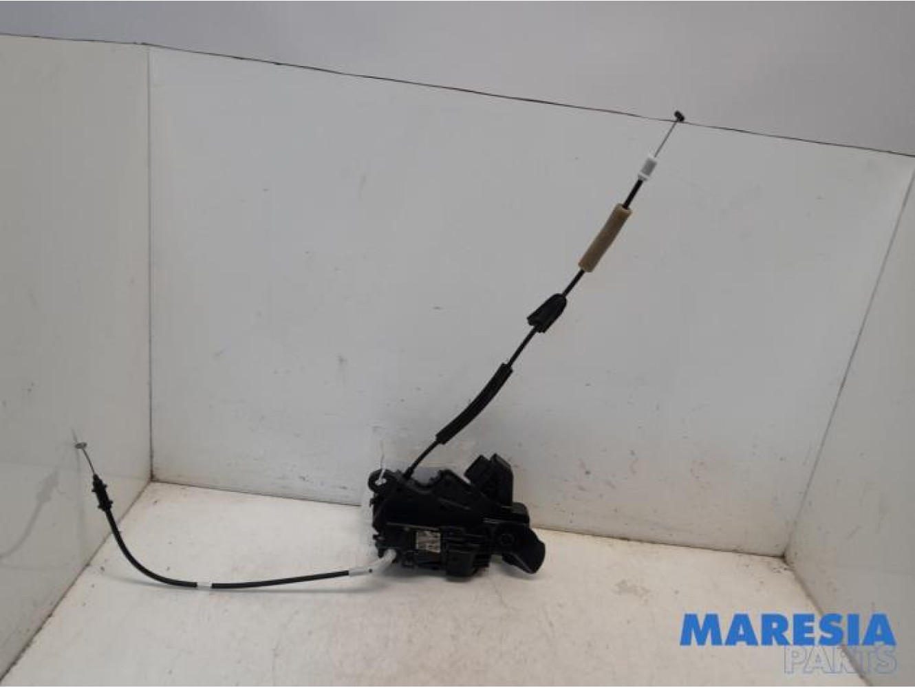 Citroen - C4 - Door lock mechanism 4-door, front left