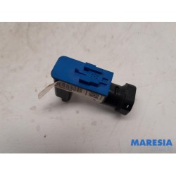 Citroen - C4 - Brake assist sensor