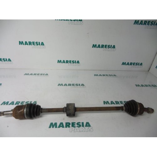 Fiat - Punto - Front drive shaft, right