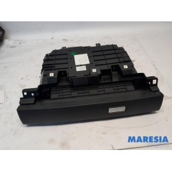 Citroen - C4 - Glovebox