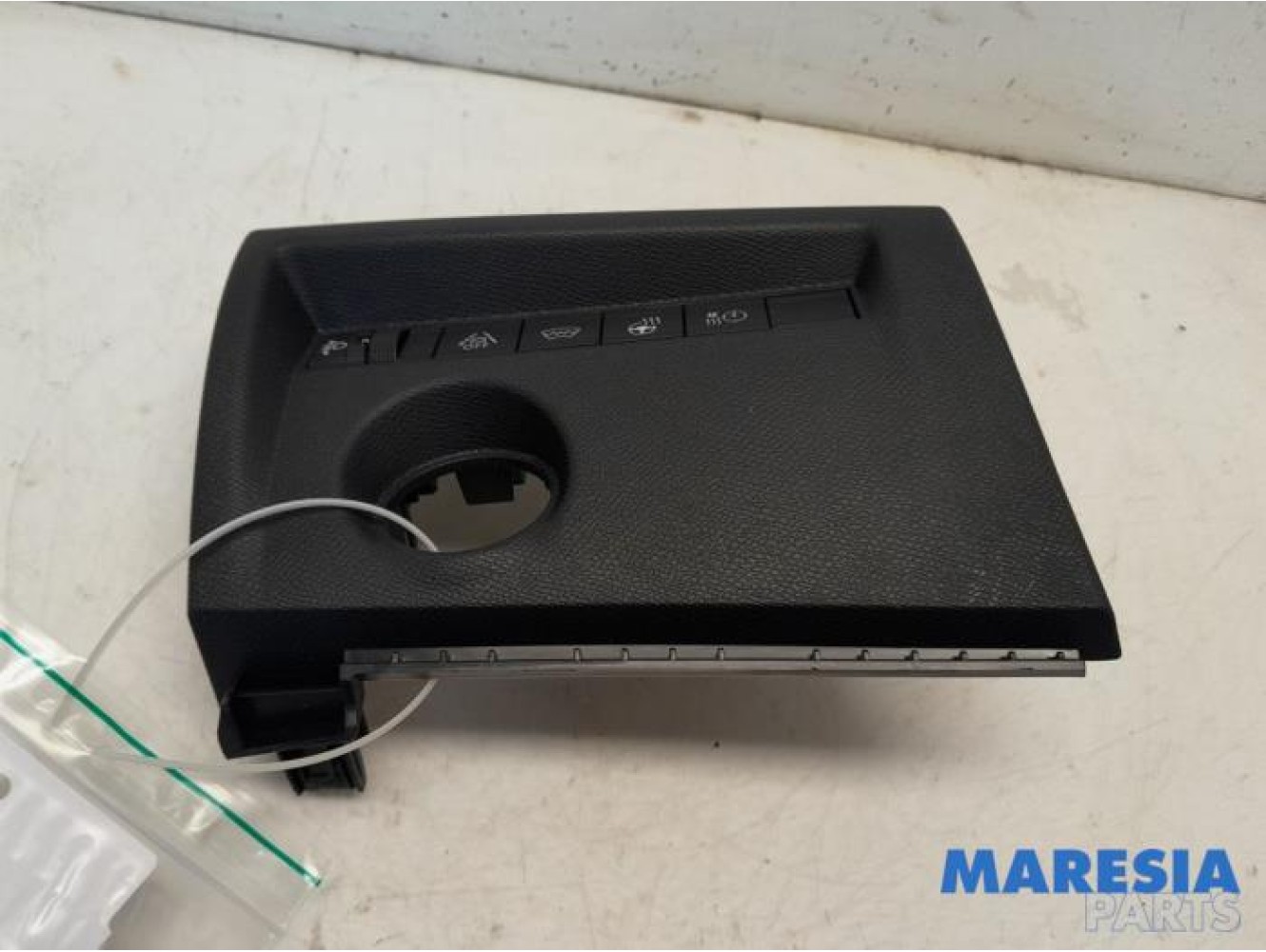 Citroen - C4 - AIH headlight switch