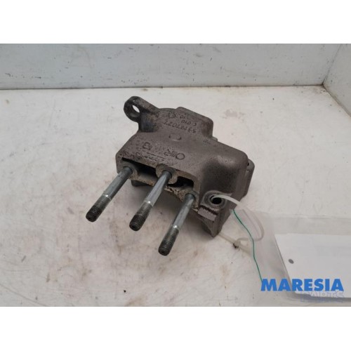 Fiat - 500 - Engine mount