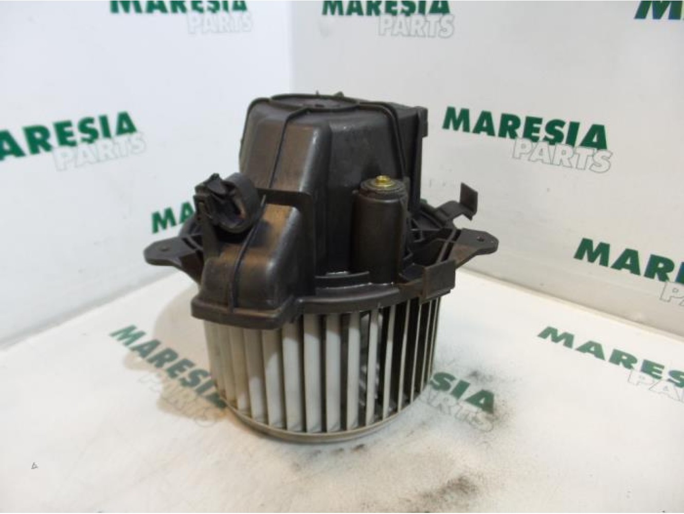 Fiat - Stilo - Heating and ventilation fan motor