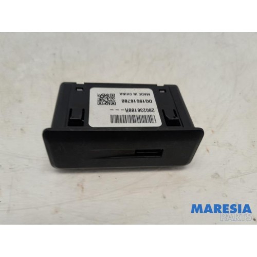 Fiat - Talento - AUX / USB connection