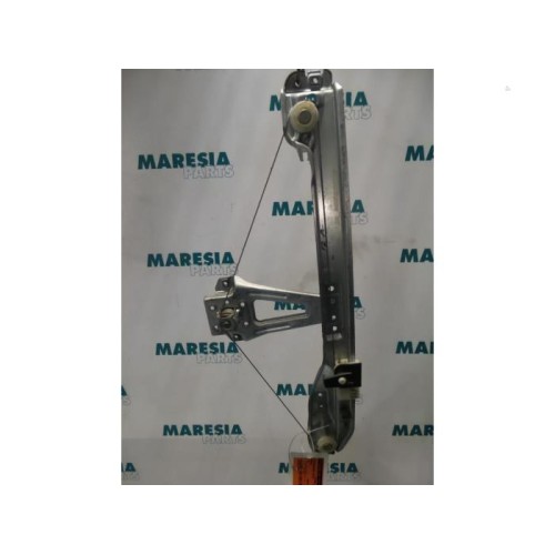 Renault - Clio - Rear door window mechanism 4-door, right