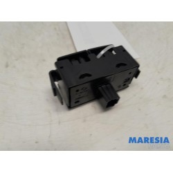 Fiat - Talento - Panic lighting switch