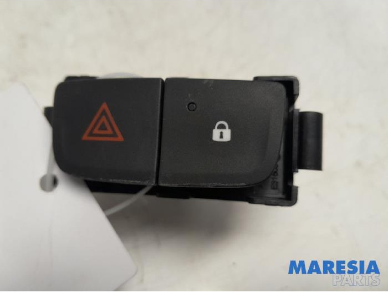 Fiat - Talento - Panic lighting switch