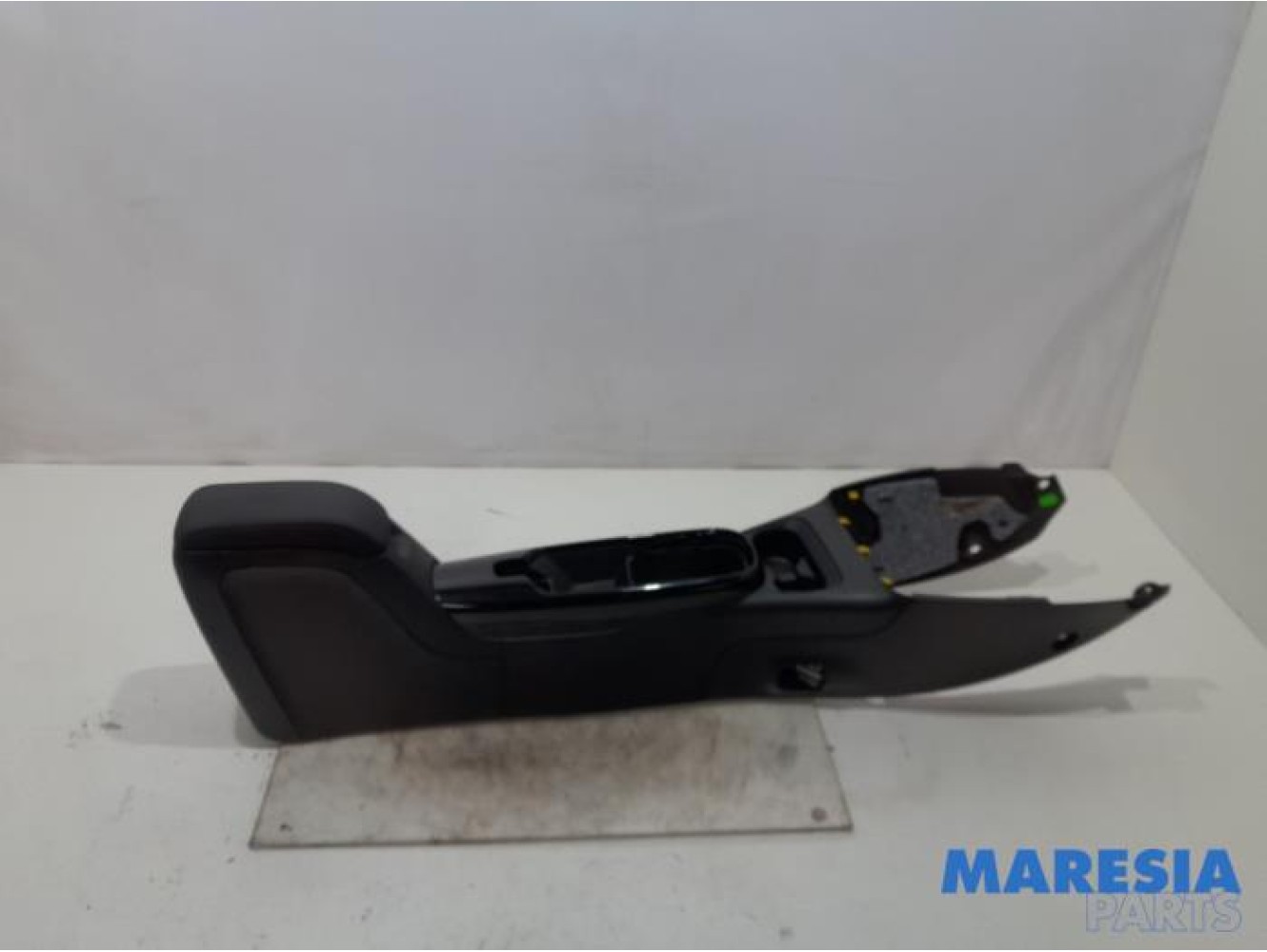 Citroen - C4 Cactus - Middle console