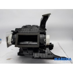 Renault - Captur - Heater housing