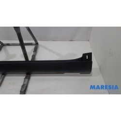 Citroen - C4 Cactus - Zijskirt links