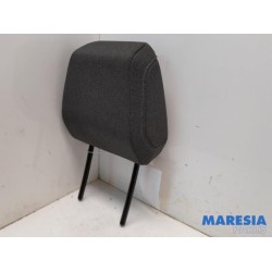 Citroen - C4 - Headrest