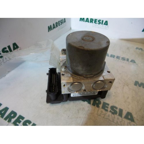 Renault - Megane - ABS pump