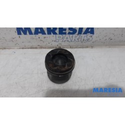 Opel - Combo - Piston
