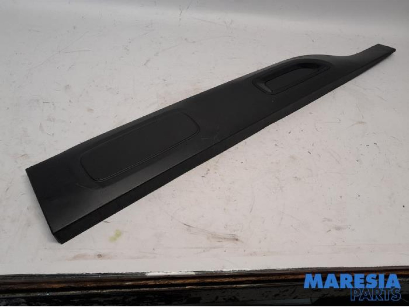 Citroen - C4 Cactus - Door strip