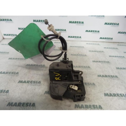 Renault - Megane Scenic - Front door lock mechanism 4-door, right