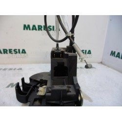 Renault - Megane Scenic - Front door lock mechanism 4-door, right